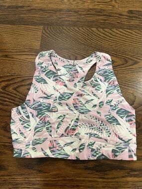 SO Active High-Neck Crop Sports Bra in Pink Leaf Print